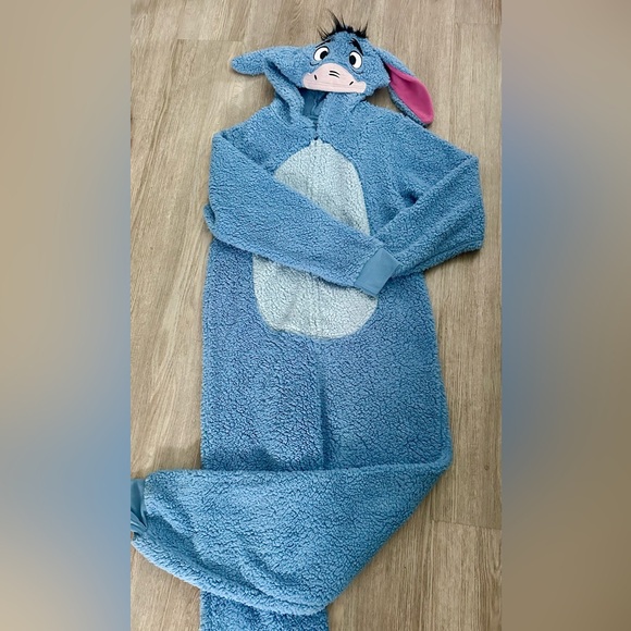 Disney Winnie the Pooh donkey Jumpsuit L - Picture 1 of 5